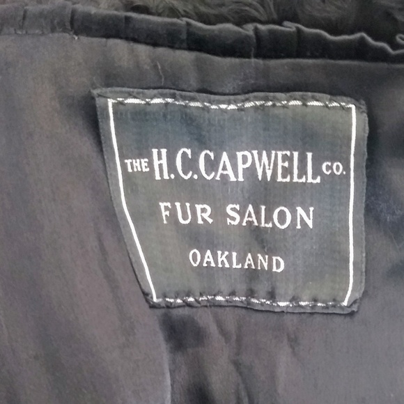 Gorgeous vintage black fur stole! - Picture 8 of 8